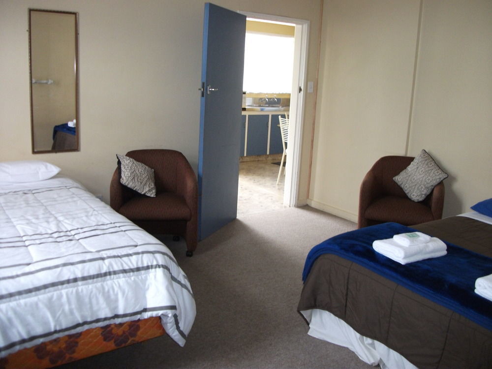 Kelly'S Riverside Motel Taumarunui Kültér fotó