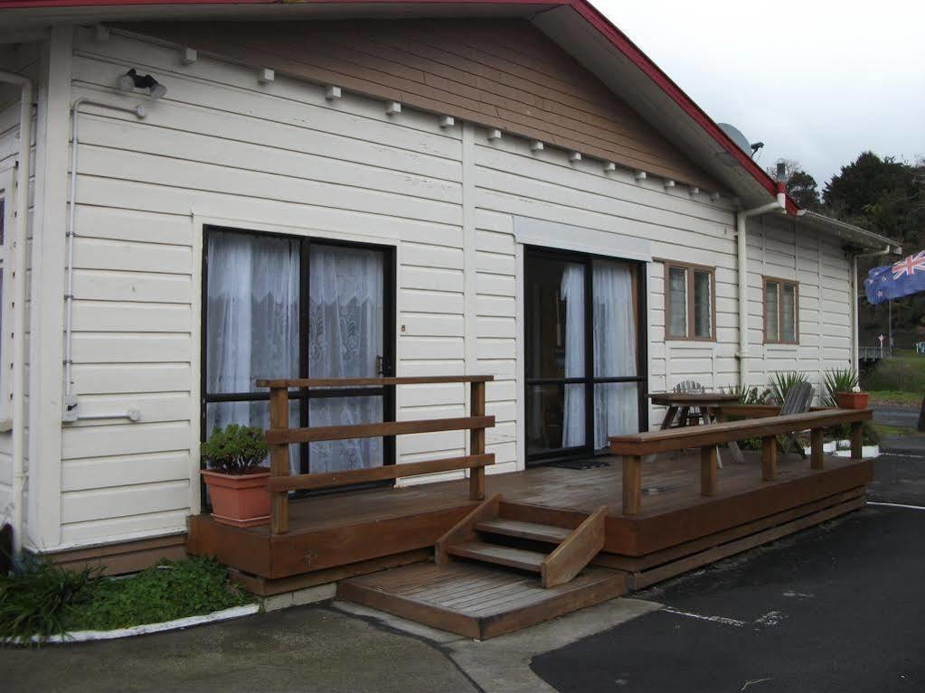 Kelly'S Riverside Motel Taumarunui Kültér fotó