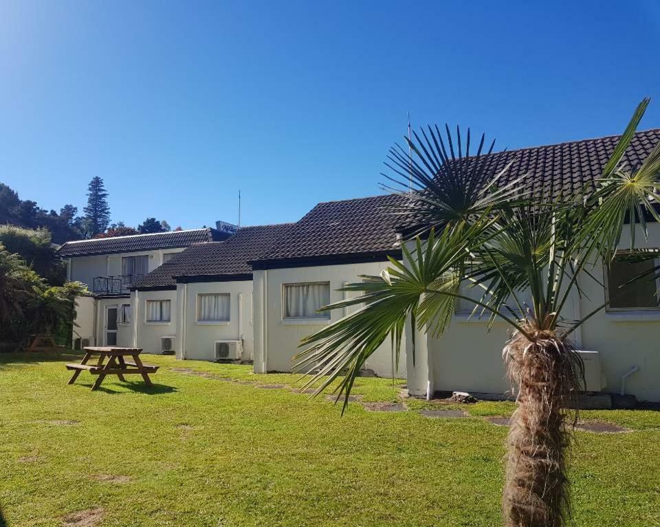 Kelly'S Riverside Motel Taumarunui Kültér fotó